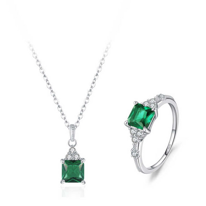 925 Heart of Emerald Necklace and Ring Jewelry Set